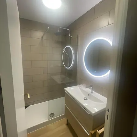 Face Au Port Apartment Grandcamp-Maisy