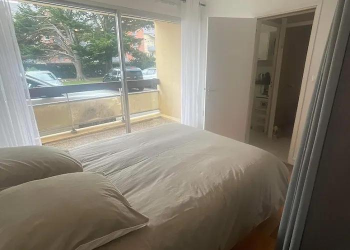 Face Au Port * Grandcamp-Maisy